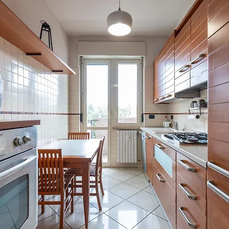 Lovely Apartment 15M From Duomo M1-2